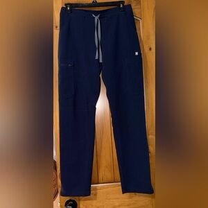 Women’s Figs pants